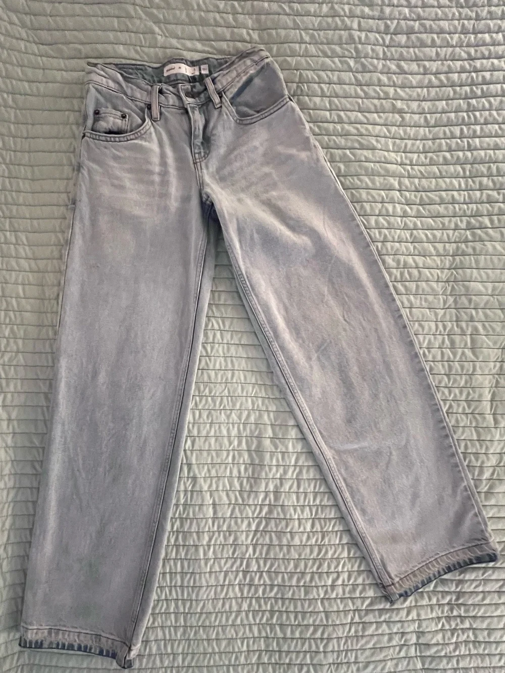 Subdued Brand Women’s Light Wash Jeans with Union Jack Star Patches - Picture 6 of 6